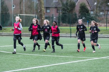 Bild 265 - wBJ HSV2 - Harburger TB : Ergebnis: 0:5